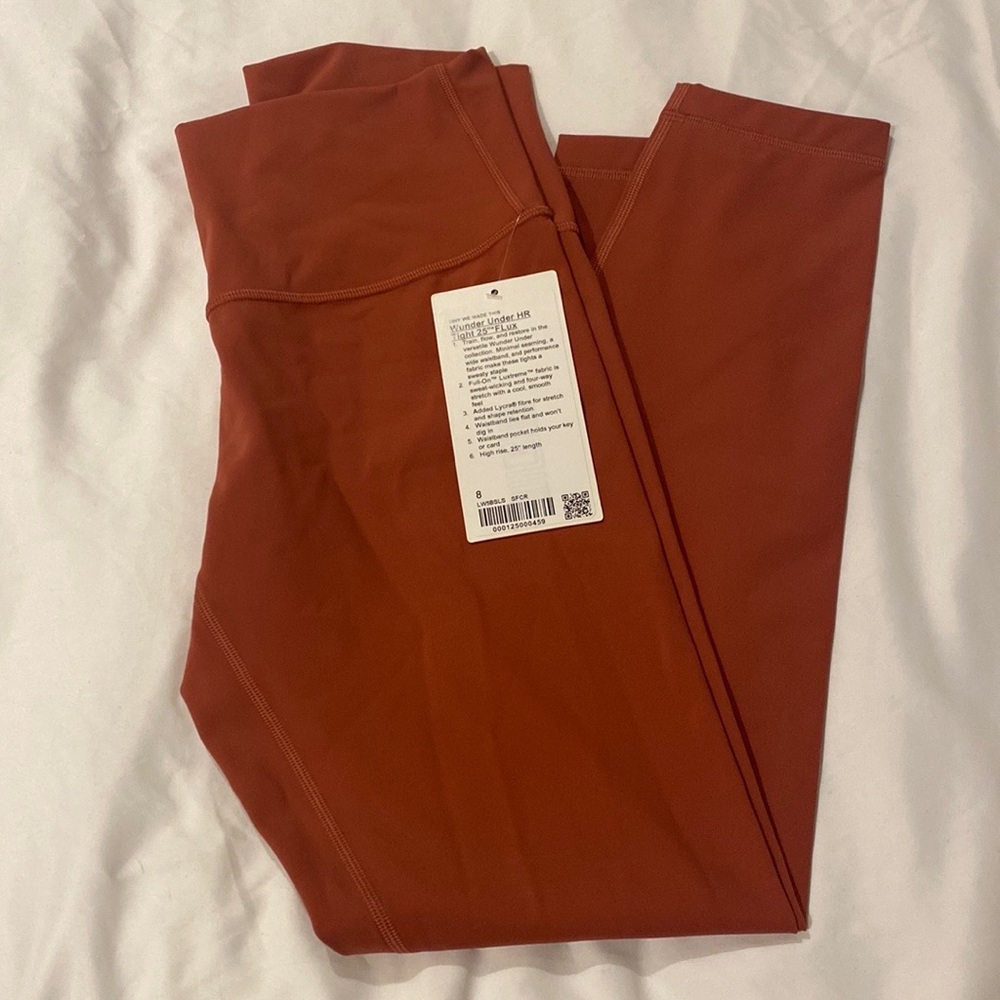 SALE ♥️ BNWT Wunder Under Flex 25" Leggings